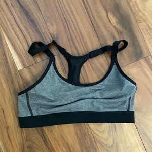 sports bra size medium